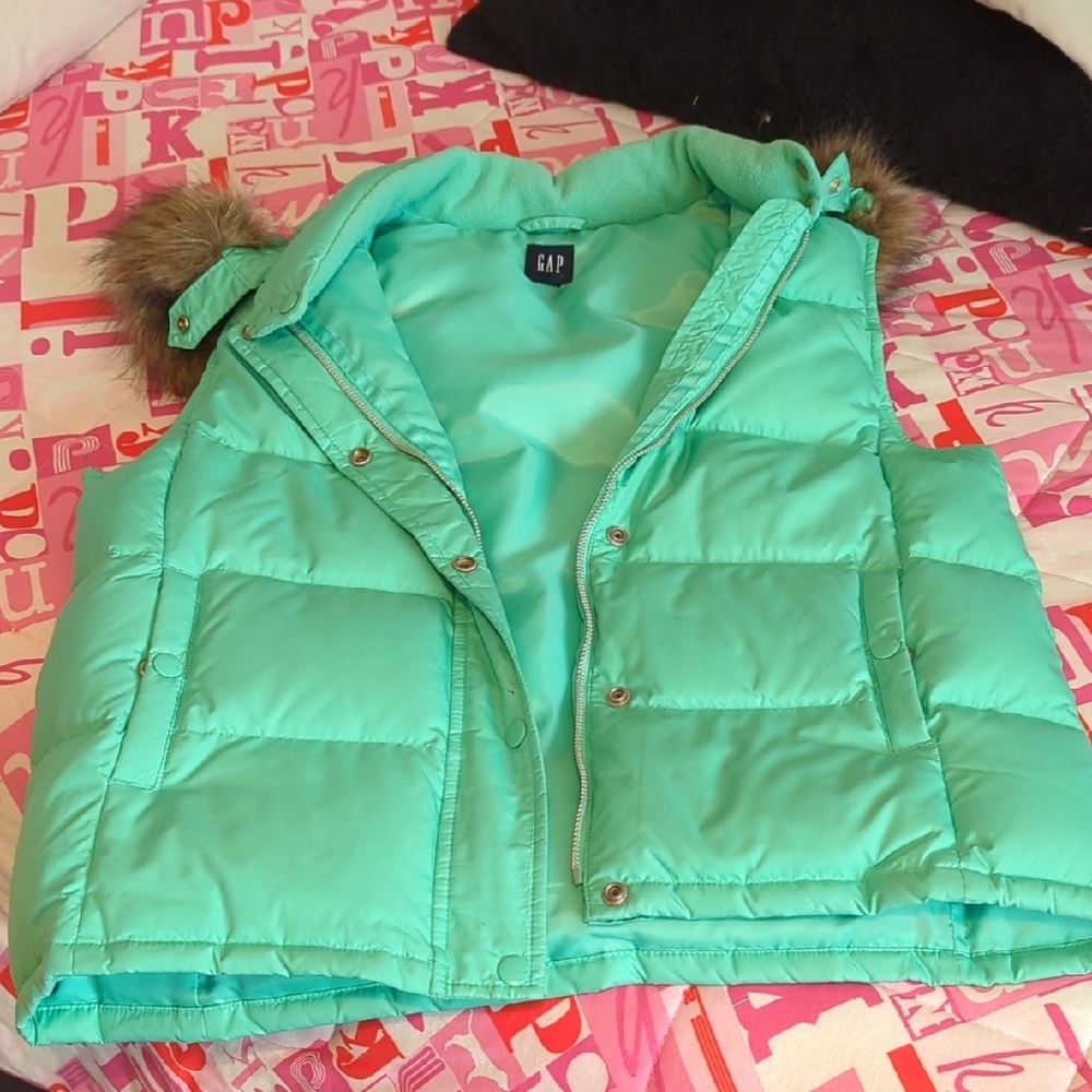 GAP Green Puffer vest  With Hood